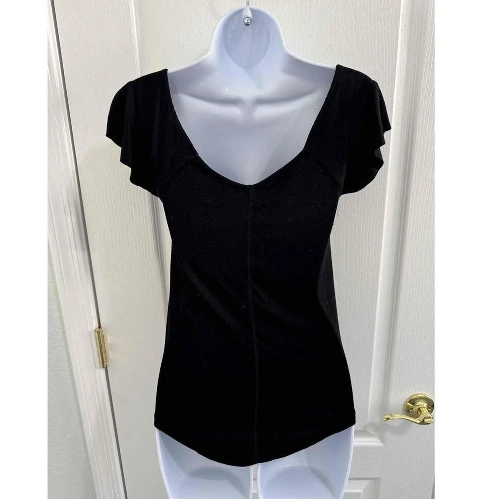Free People Blouse Women's M Black Short Puff Sleeves‎ Sweetheart Neck Fitted